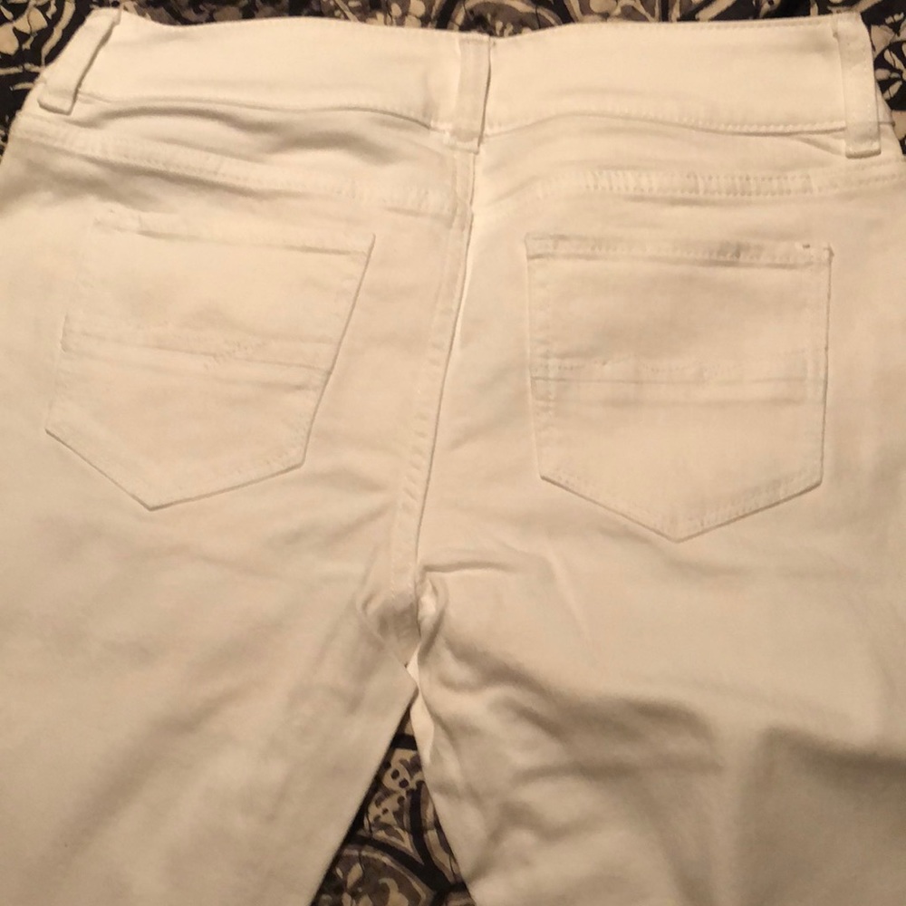 Express Capri Jeans - Picture 4 of 4